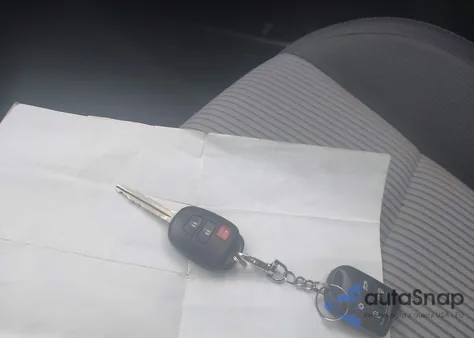 2014 Toyota Rav4 Xle from USA, damaged, VIN 2T3RFREV1EW166819